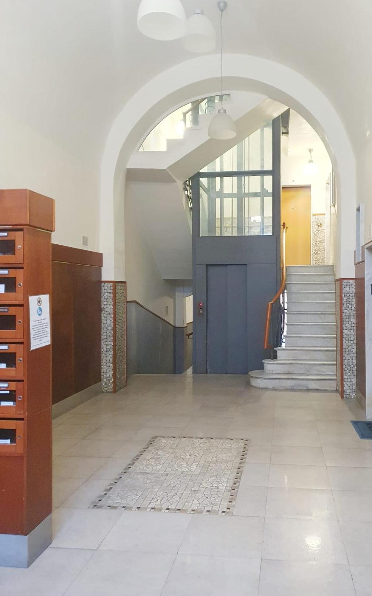 La Dimora Di Don Vito - Appartamento Confortevole Bari Eksteriør billede
